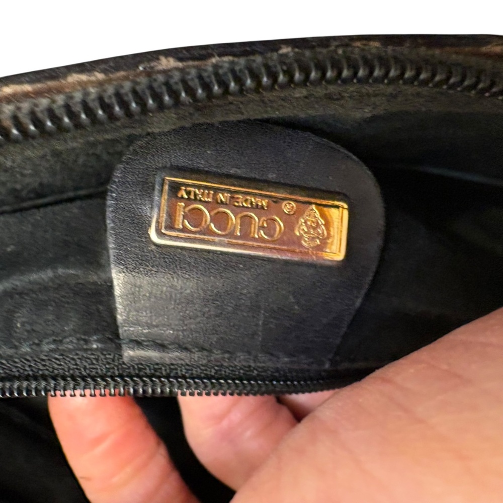 Gucci vintage black pebbled leather messenger bag - Picture 3 of 14